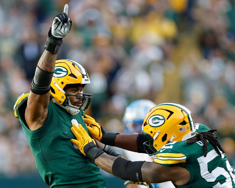 Parsons (L) and Gary (R) hope to continue to 'set the standard' for the Packers defense