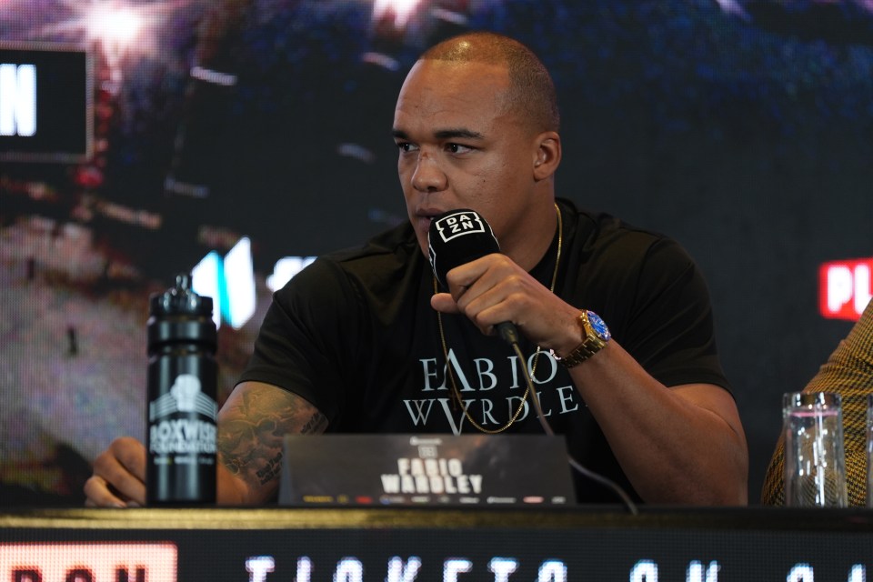 Parker will fight Wardley while Usyk recovers from his back injury