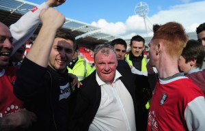 EFL cult hero shows off incredible 40kg weight loss after stunning fitness journey